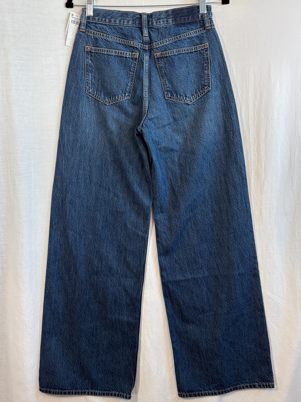 Abercrombie & Fitch Wide-Leg High Rise Jeans in Dark Blue - Picture 6 of 16